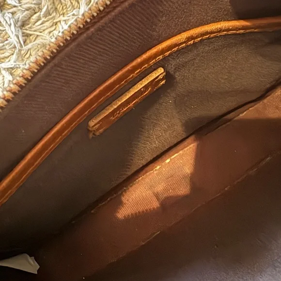 $98 Madewell The Simple Crossbody Bag Tan Leather Crossbody Bag - Picture 5 of 8